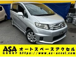 ホンダフリードスパイク前後ドラレコの画像