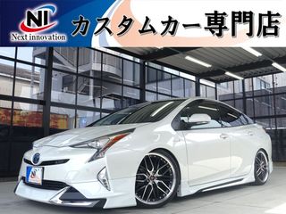 トヨタプリウス新品車高調/新品19AW/9inナビ/Bluetoothの画像